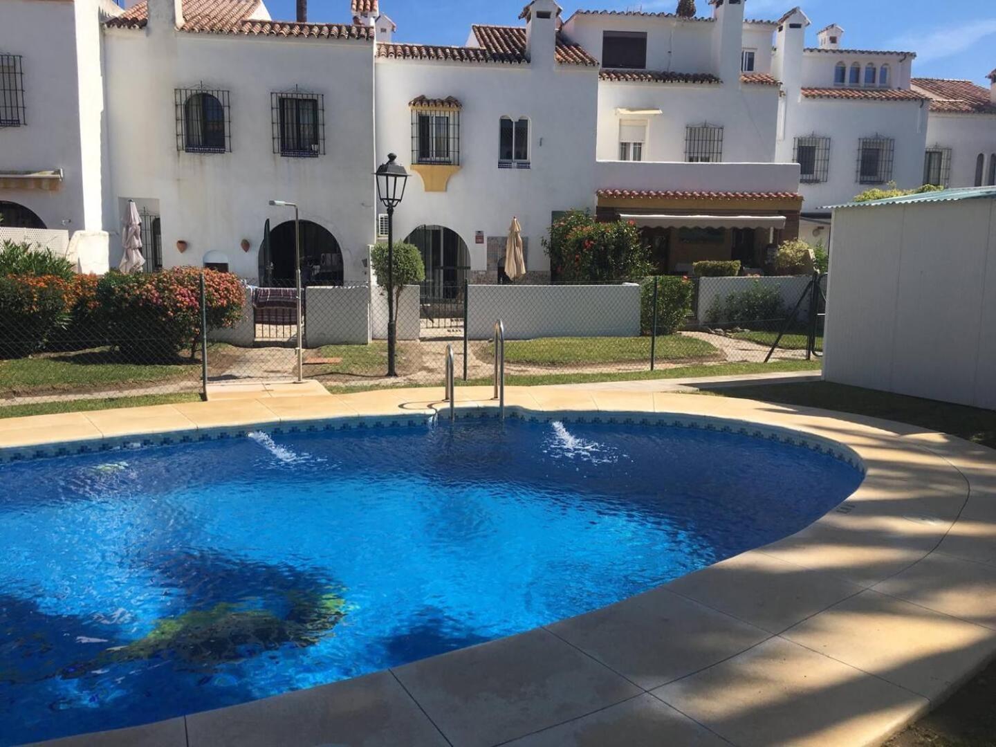 Marina De Casares Beach House San Luis de Sabinillas Exterior photo