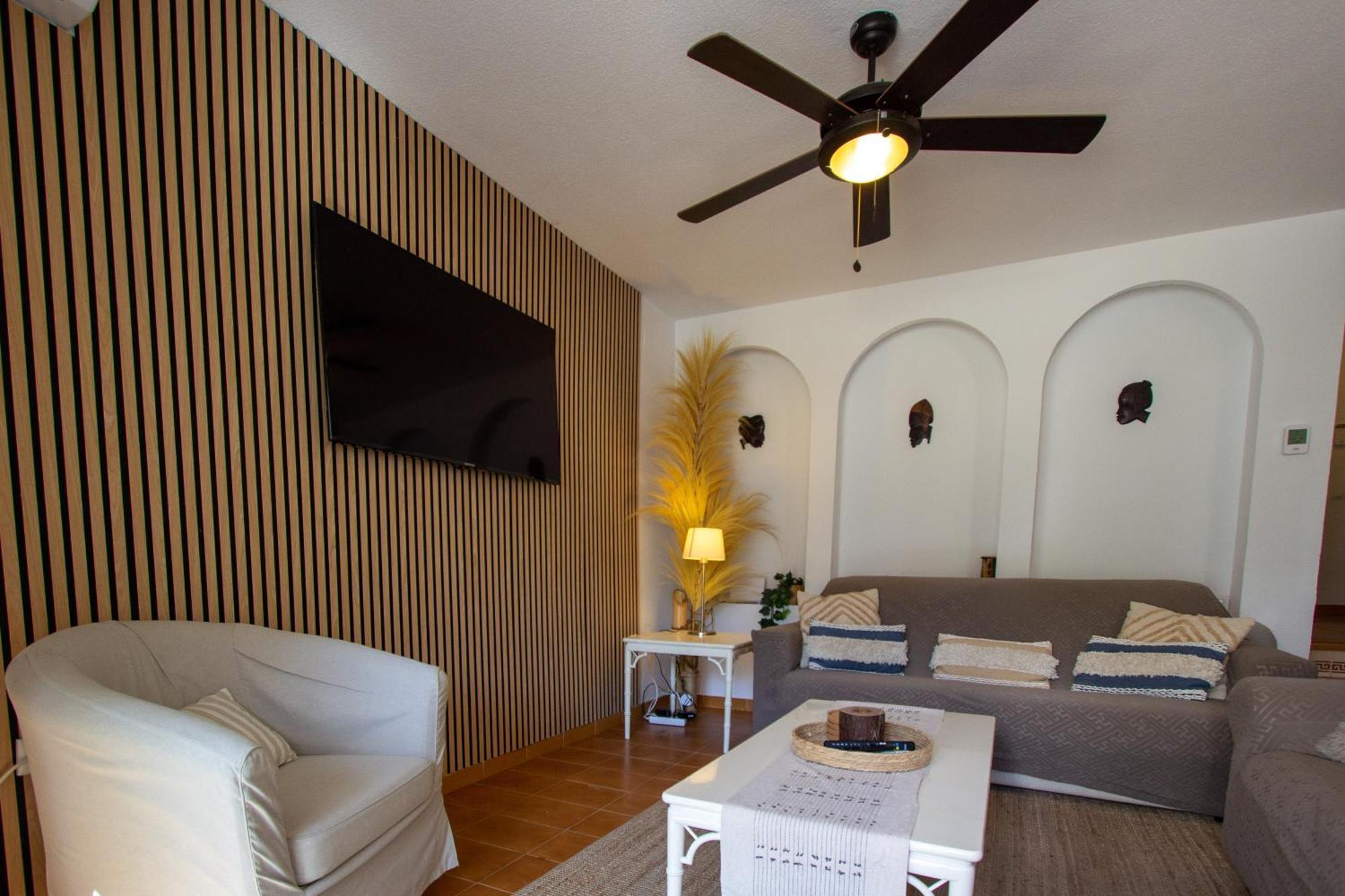 Marina De Casares Beach House San Luis de Sabinillas Exterior photo